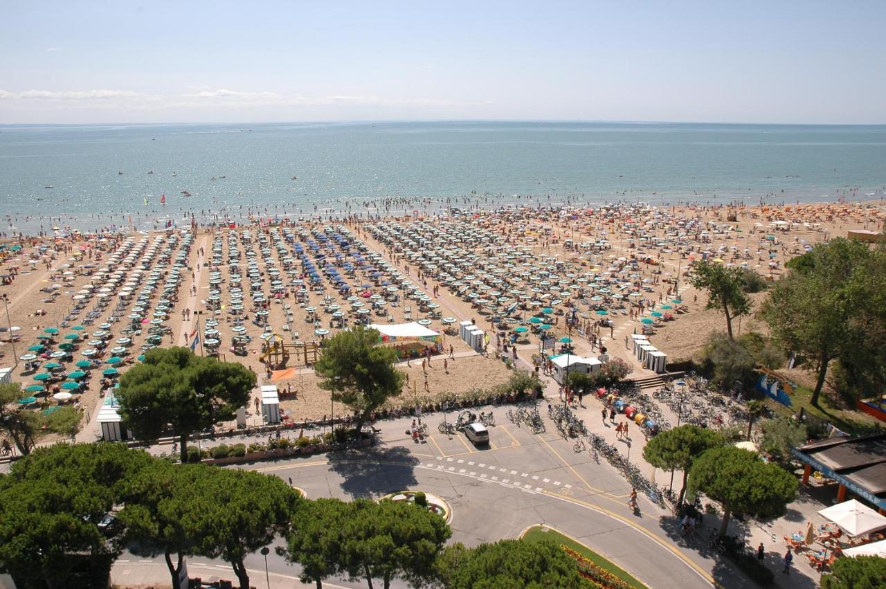 Appartamenti Vacanza Albatros Линьяно-Саббьядоро Экстерьер фото