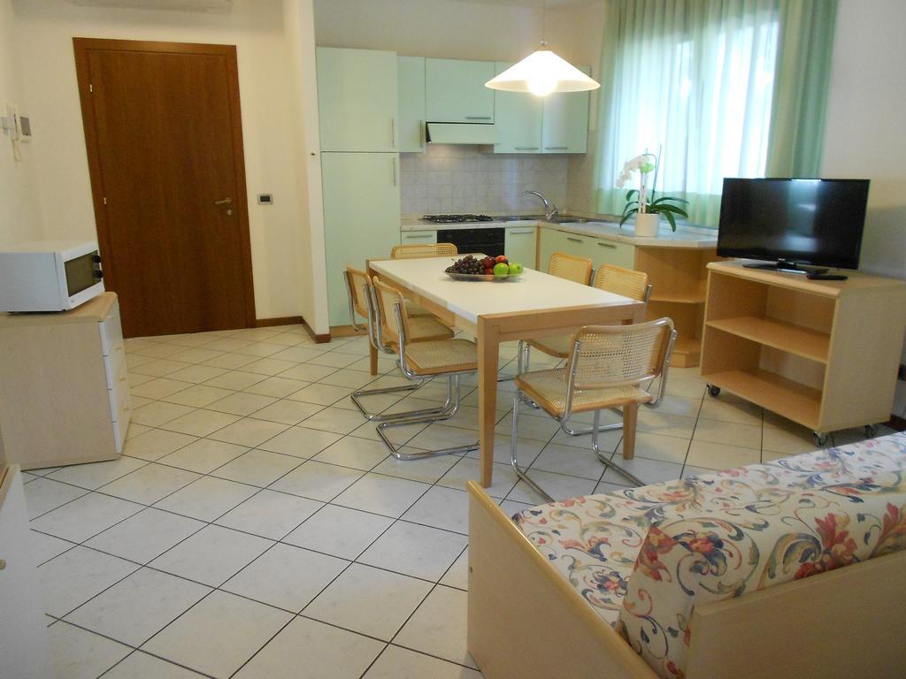 Appartamenti Vacanza Albatros Линьяно-Саббьядоро Экстерьер фото